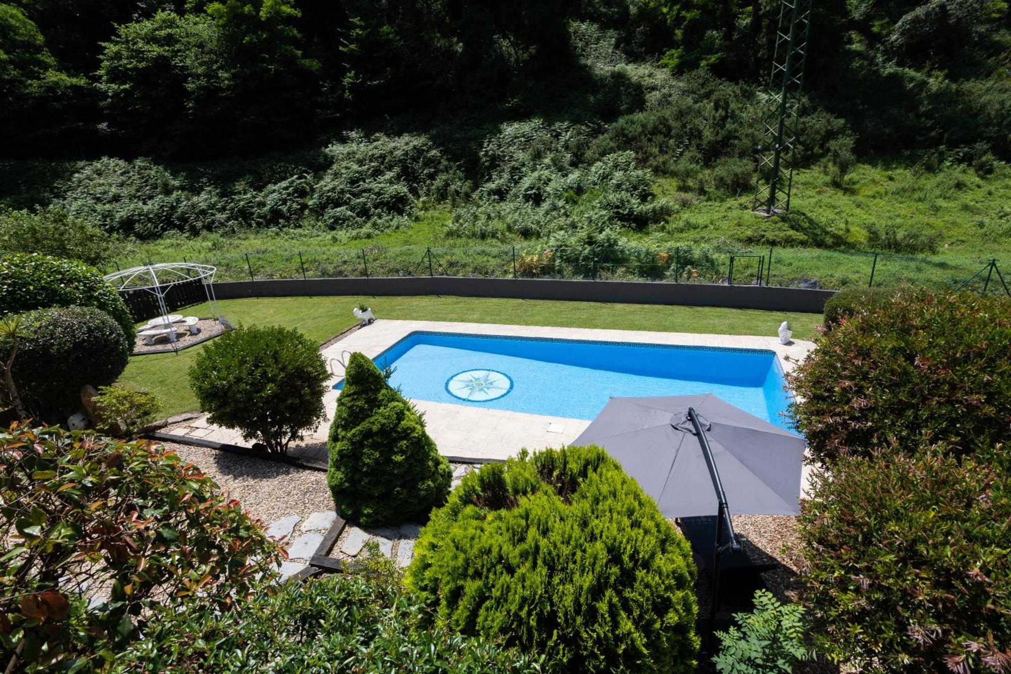 Sarren Villa Pool Бермео Экстерьер фото