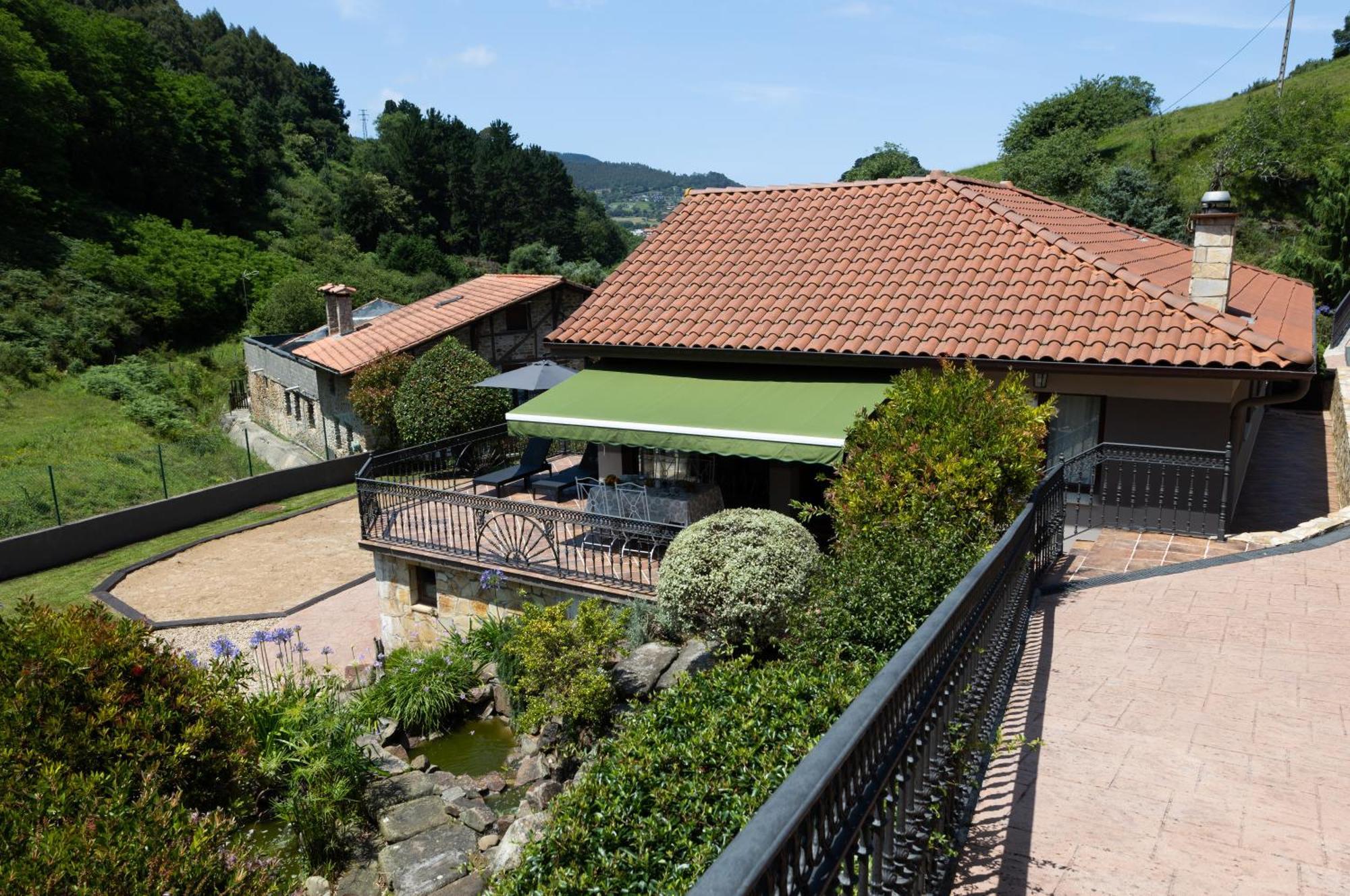 Sarren Villa Pool Бермео Экстерьер фото