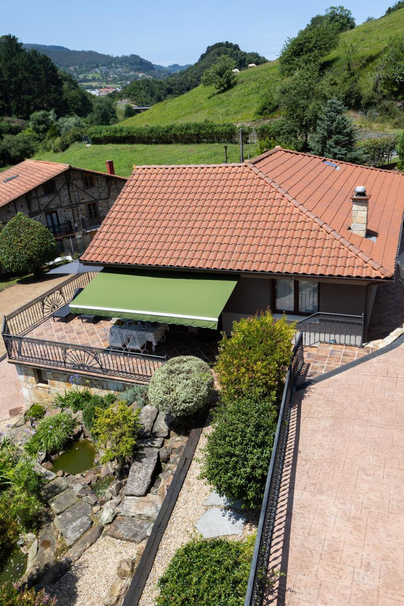 Sarren Villa Pool Бермео Экстерьер фото