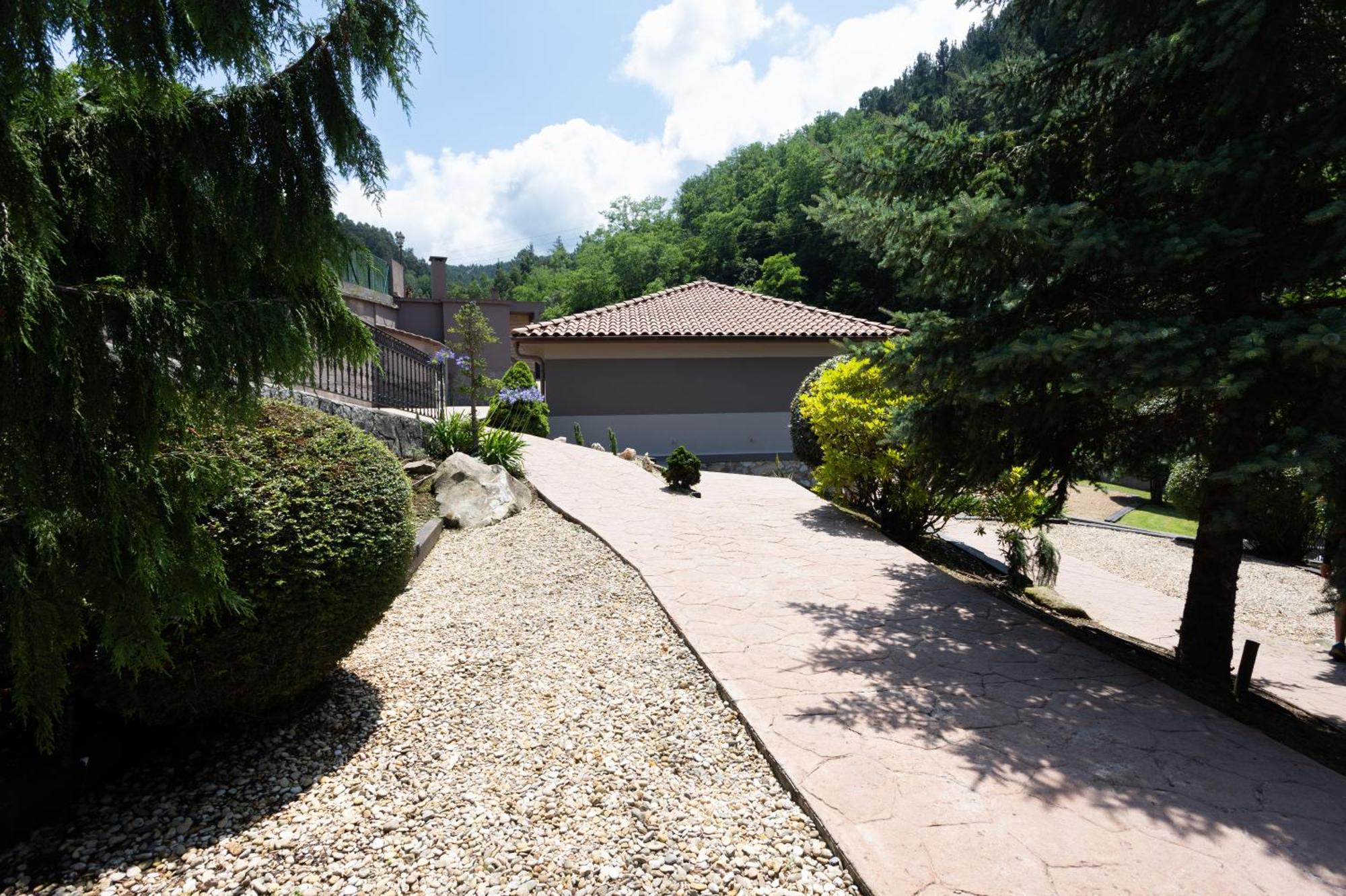 Sarren Villa Pool Бермео Экстерьер фото
